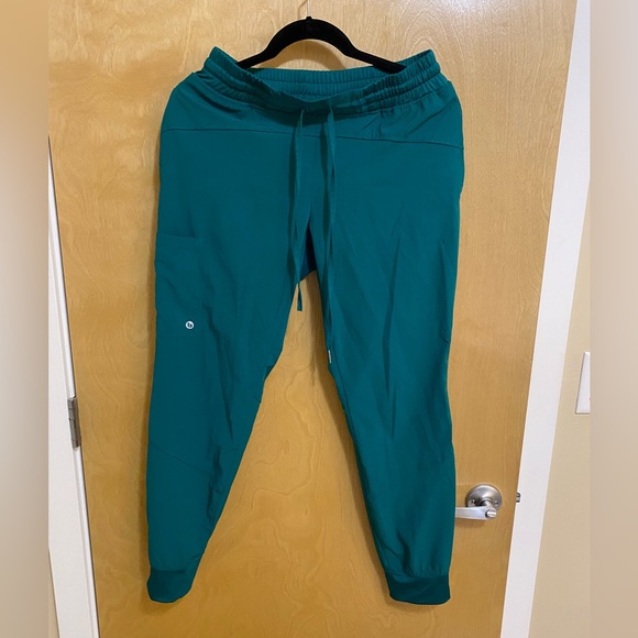 Green Barco One Scrub set - Picture 5 of 7